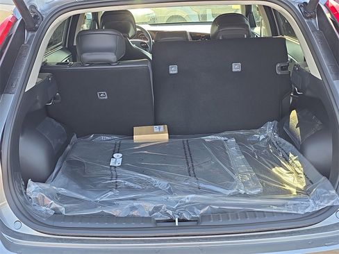 New 2025 Kia Niro Wind image 12