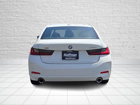 Used 2025 BMW 330i xDrive Sedan w/ Premium Package AWD/4WD image 5