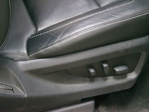 Used 2018 Chevrolet Tahoe Premier AWD/4WD image 10