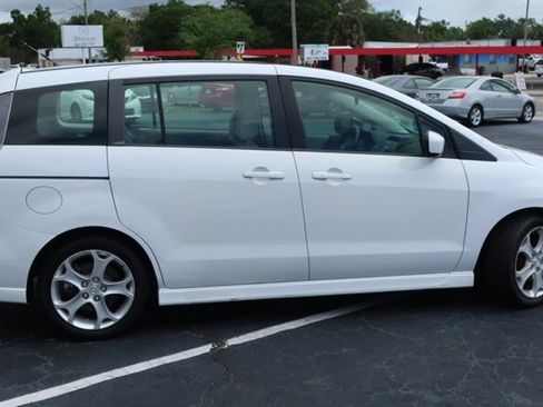 Used 2010 MAZDA MAZDA5 Grand Touring image 5