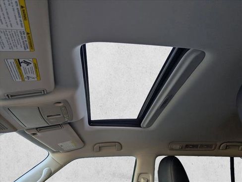 Used 2019 INFINITI QX80 Luxe image 17