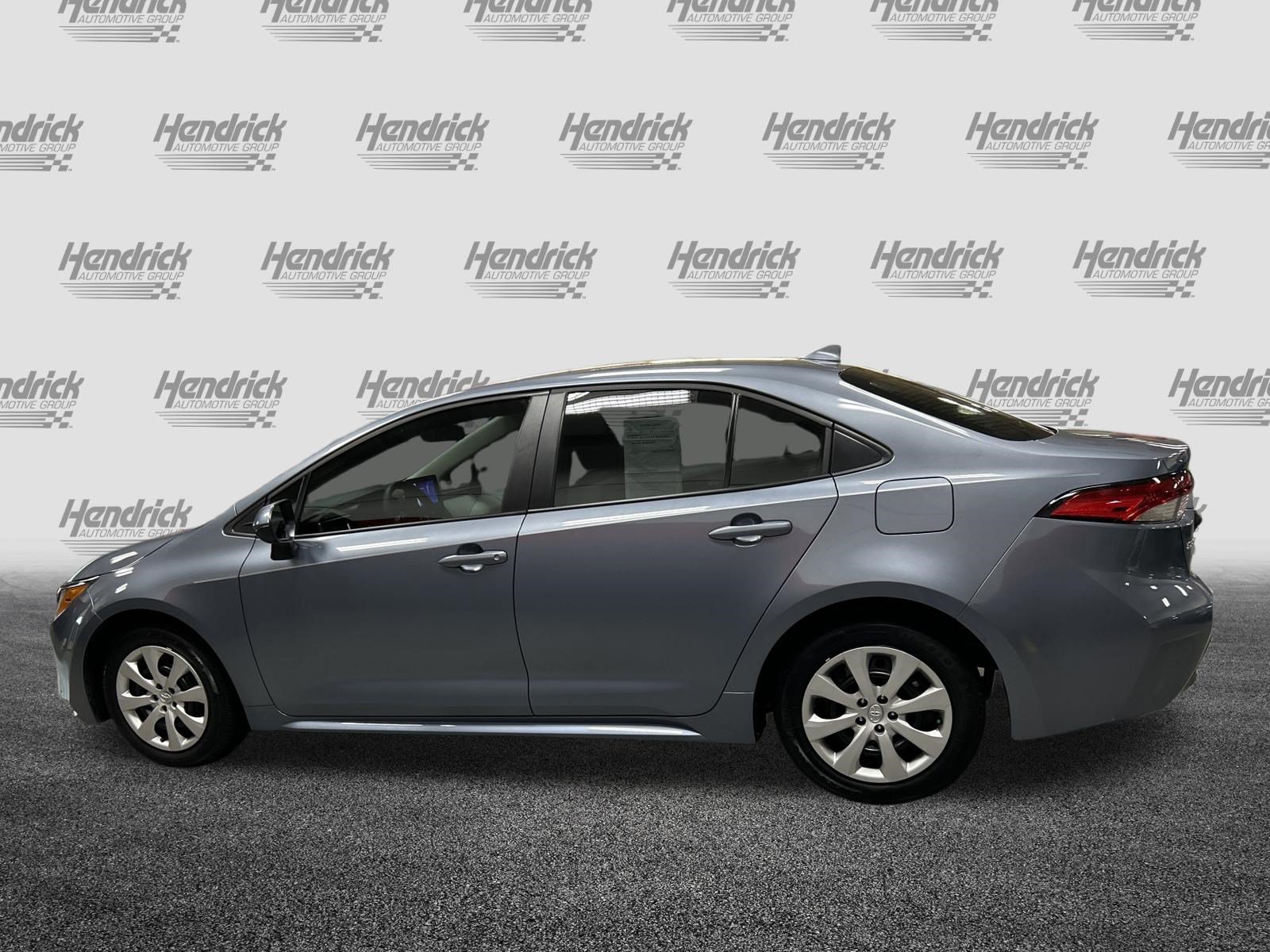 Used 2025 Toyota Corolla LE FWD image 7