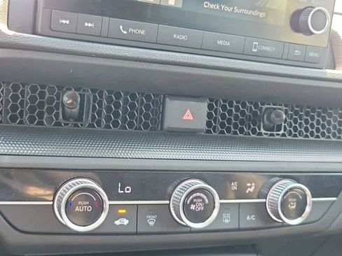 Used 2025 Honda CR-V LX image 26