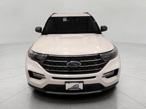 Used 2024 Ford Explorer XLT w/ Equipment Group 202A AWD/4WD image 13