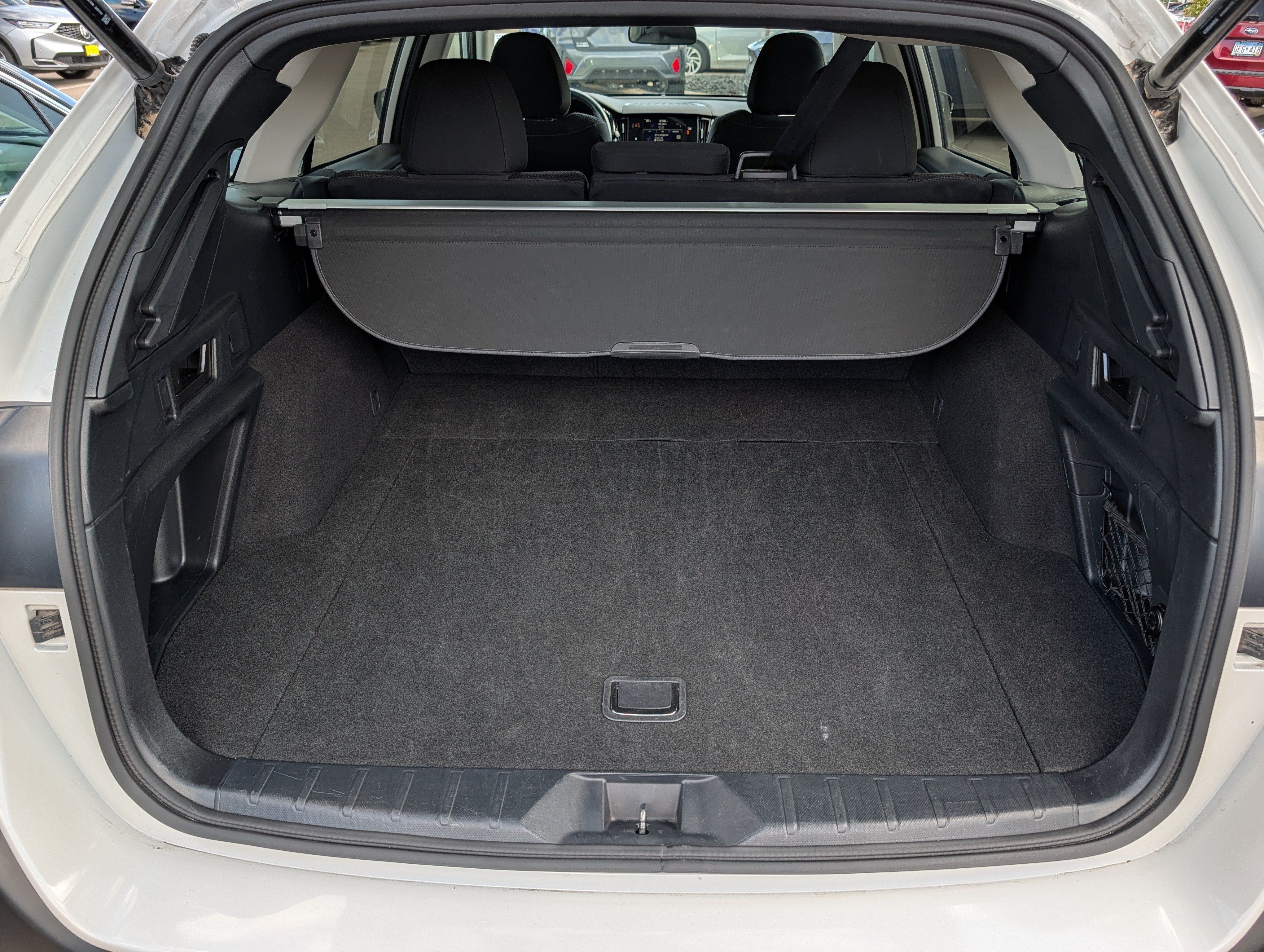 Used 2025 Subaru Outback Premium AWD/4WD image 18