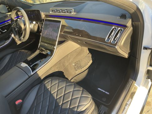 Certified 2022 Mercedes-Benz S 580 4MATIC Sedan image 46