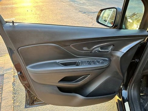 Used 2019 Buick Encore Preferred image 10