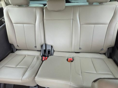 Used 2021 Ford Expedition XLT RWD image 6