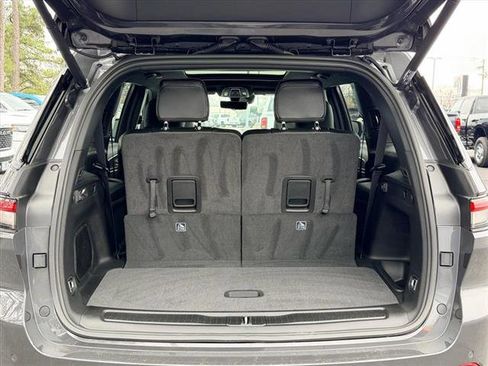 New 2026 Jeep Grand Cherokee L Limited AWD/4WD image 4