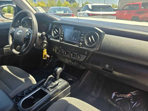 Used 2023 Toyota Tacoma SR AWD/4WD image 11