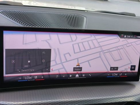 Used 2025 BMW M440i Coupe w/ Premium Package image 22