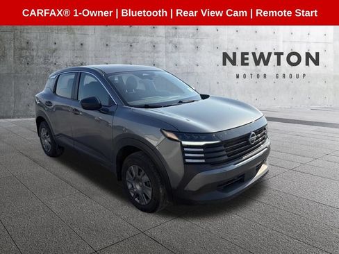 Used 2025 Nissan Kicks S FWD image 1