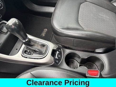 Used 2018 Jeep Compass Latitude FWD image 24