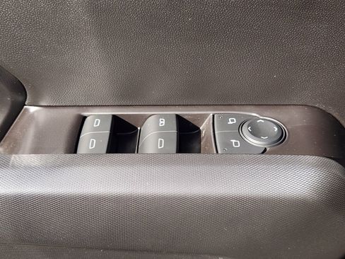 New 2026 GMC Canyon Elevation w/ Convenience Package image 28