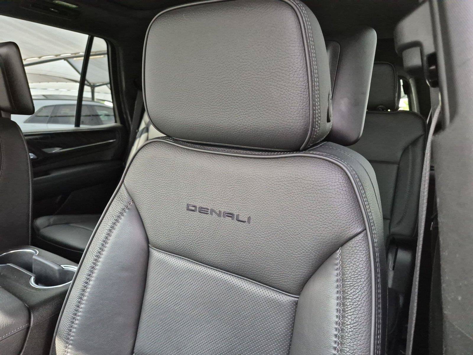 Used 2022 GMC Yukon Denali w/ Denali Ultimate Package AWD/4WD image 12
