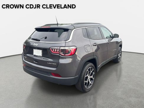 Used 2024 Jeep Compass Limited AWD/4WD image 6