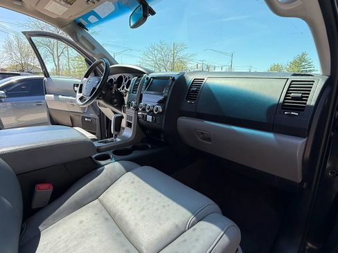 Used 2013 Toyota Sequoia Limited AWD/4WD image 11
