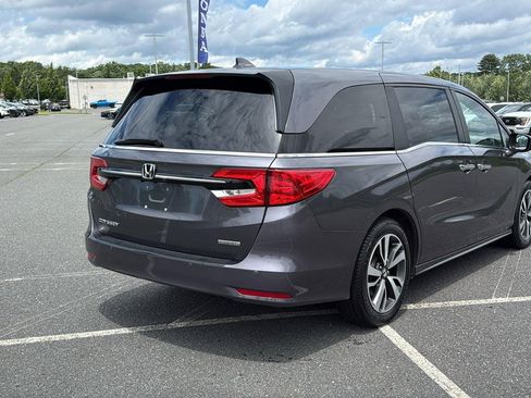 Used 2023 Honda Odyssey Touring image 6