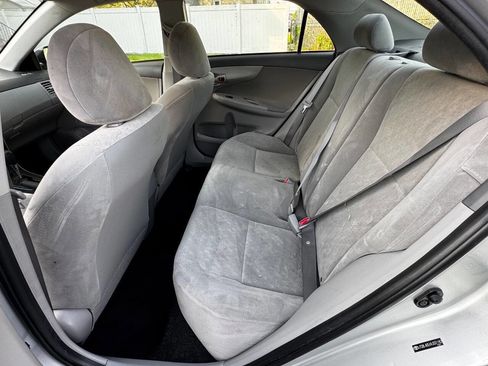 Used 2009 Toyota Corolla LE FWD image 8