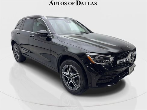 Used 2022 Mercedes-Benz GLC 300 w/ AMG Line image 4