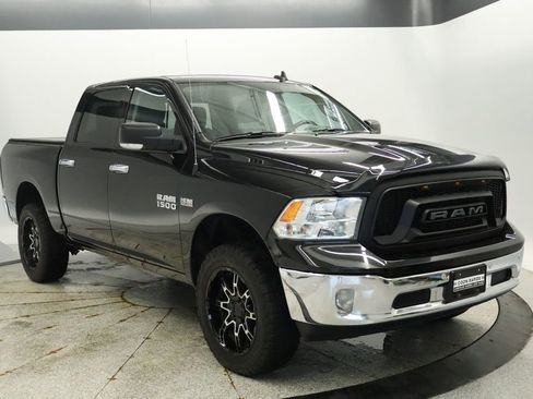 Certified 2018 RAM 1500 Big Horn AWD/4WD image 10