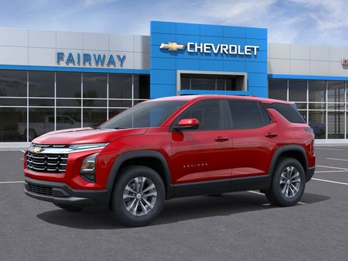 New 2026 Chevrolet Equinox LT w/ Convenience Package II AWD/4WD image 2