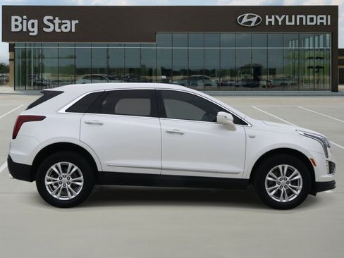 Used 2021 Cadillac XT5 Luxury w/ LPO, Floor Liner Package FWD image 5