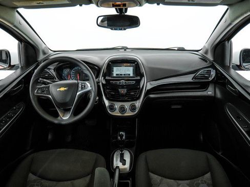 Used 2018 Chevrolet Spark LT FWD image 12