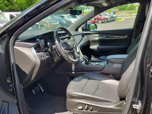 Used 2022 Cadillac XT5 Sportv w/ Technology Package AWD/4WD image 8