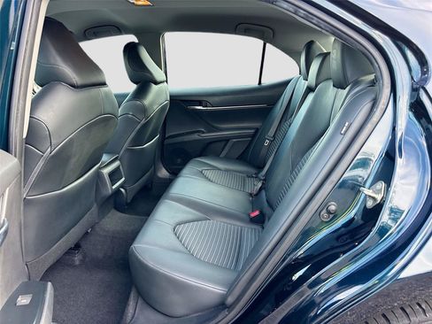 Used 2020 Toyota Camry SE FWD image 26
