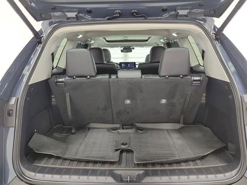 Used 2024 Toyota Grand Highlander AWD image 8