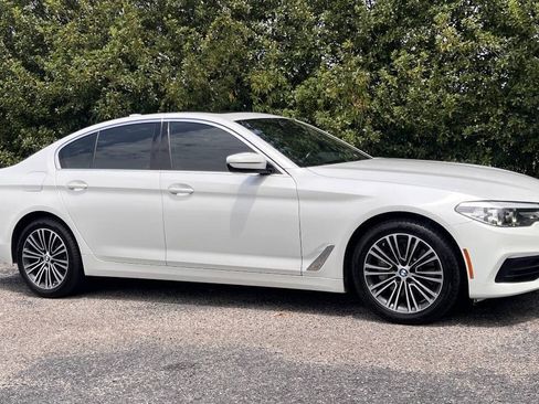 Used 2020 BMW 530i RWD image 10