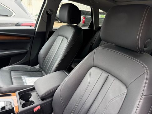 Used 2023 Audi Q5 2.0T Premium Plus AWD/4WD image 8