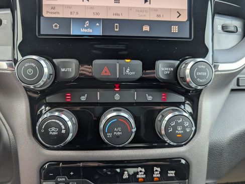 New 2026 RAM 1500 4x4 Crew Cab image 26