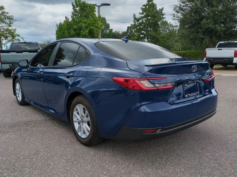 Used 2026 Toyota Camry LE w/ Convenience Package FWD image 4