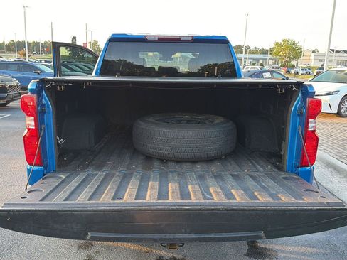 Used 2023 Chevrolet Silverado 1500 Custom AWD/4WD image 31