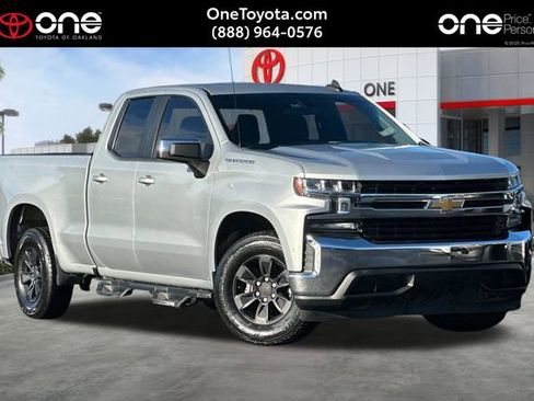 Used 2021 Chevrolet Silverado 1500 LT image 1