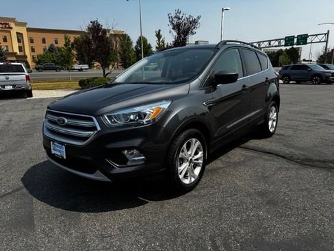 Used 2019 Ford Escape SEL AWD/4WD image 2