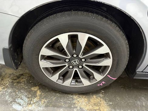 Used 2021 Honda Odyssey EX-L image 18