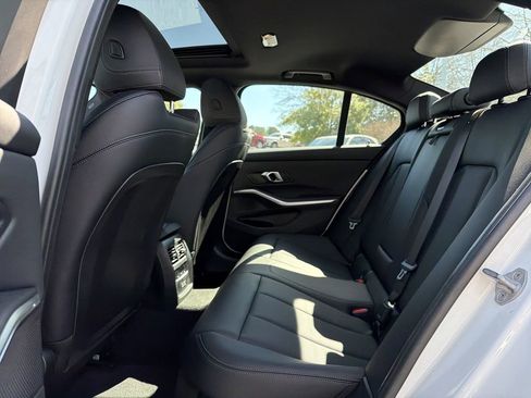 Used 2025 BMW 330i Sedan image 13