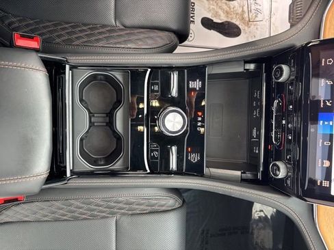 Certified 2024 Jeep Grand Cherokee Summit image 16