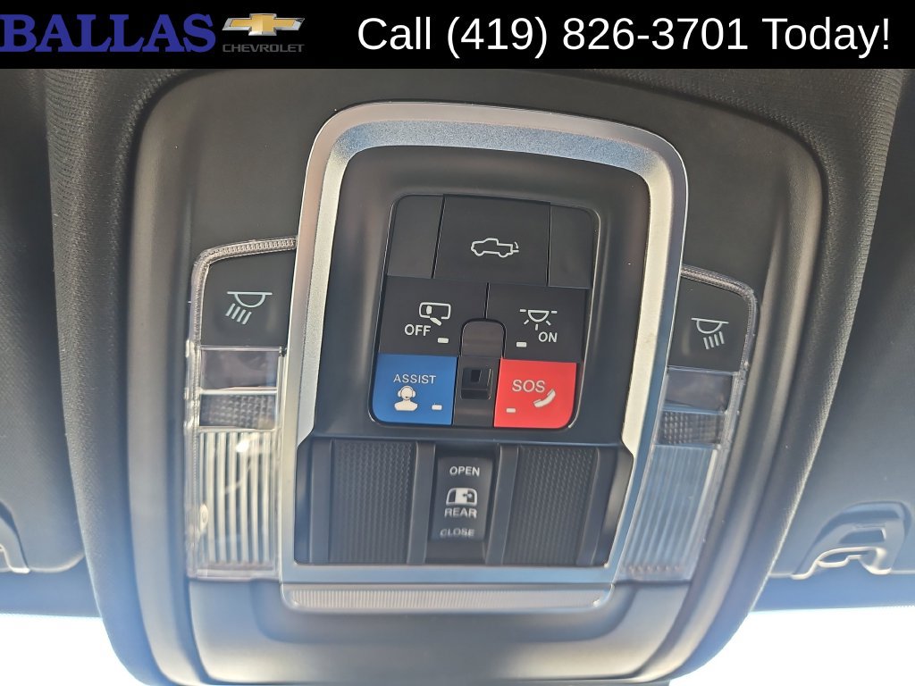 Used 2022 RAM 1500 Laramie w/ Sport Appearance Package AWD/4WD image 23