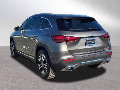 New 2026 Mercedes-Benz GLA 250 image 5