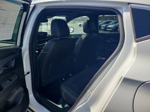 New 2026 Buick Envista Avenir image 14