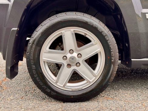 Used 2010 Jeep Patriot Latitude AWD/4WD image 23