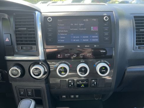Used 2021 Toyota Sequoia TRD Pro AWD/4WD image 18