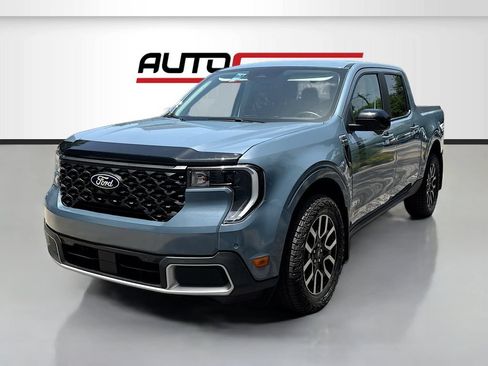 Used 2025 Ford Maverick Lariat AWD/4WD image 3
