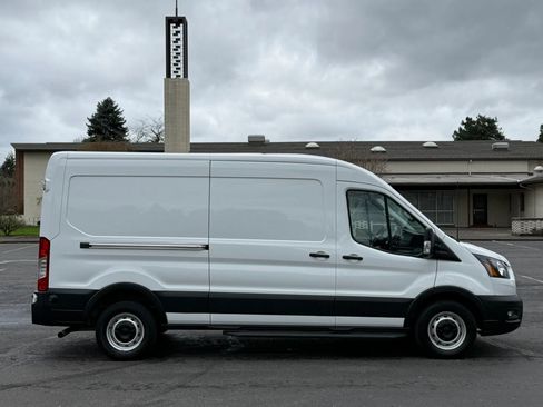 Used 2020 Ford Transit 250 Medium Roof RWD image 8
