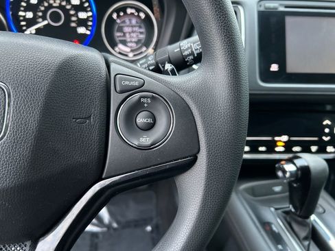 Used 2016 Honda HR-V EX image 21