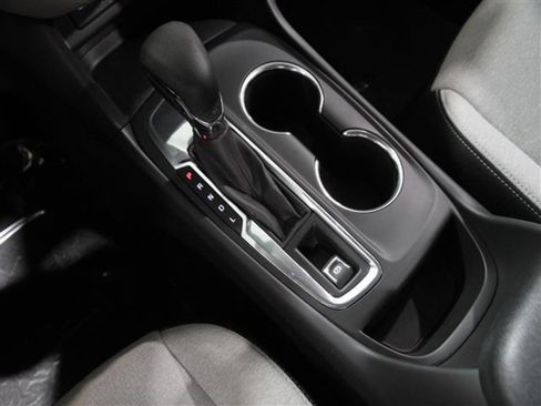 Certified 2022 Chevrolet Equinox LS w/ LS Convenience Package image 14